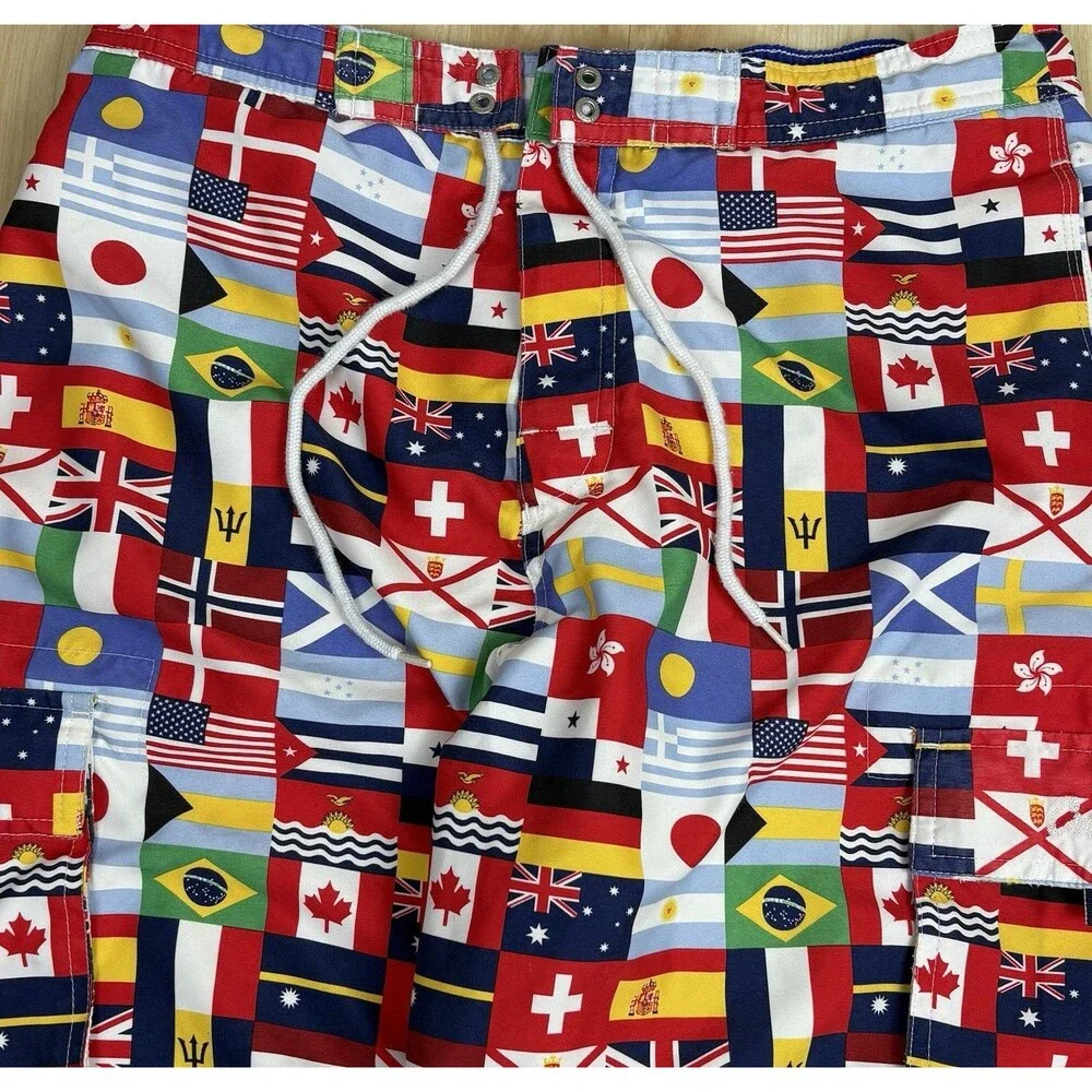 Men’s Daniel Cremieux Shorts / Swim Trunks / Flag Graphics / Size Medium / AOP
